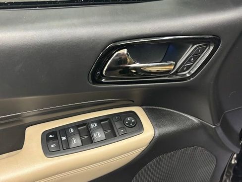 Used 2022 Dodge Durango GT AWD/4WD image 16