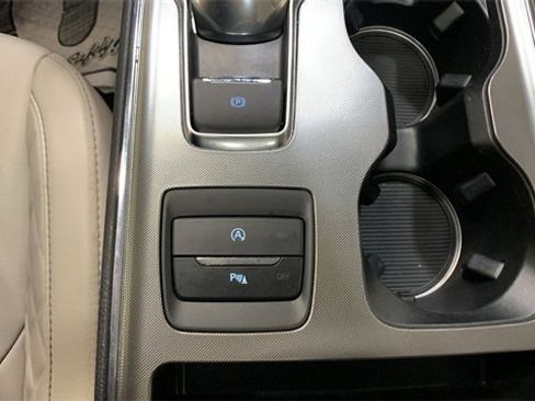 Certified 2024 Ford Edge Titanium image 45