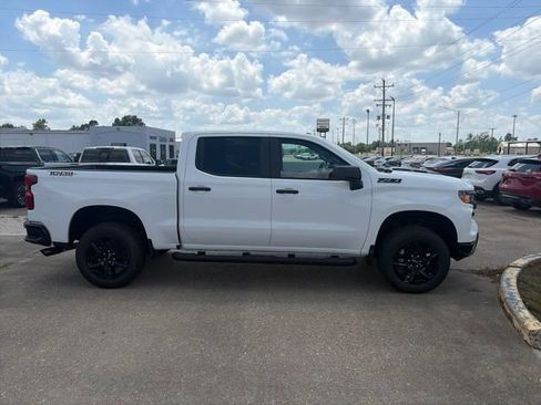 New 2026 Chevrolet Silverado 1500 Custom Trail Boss w/ Turbomax Blackout Package AWD/4WD image 7