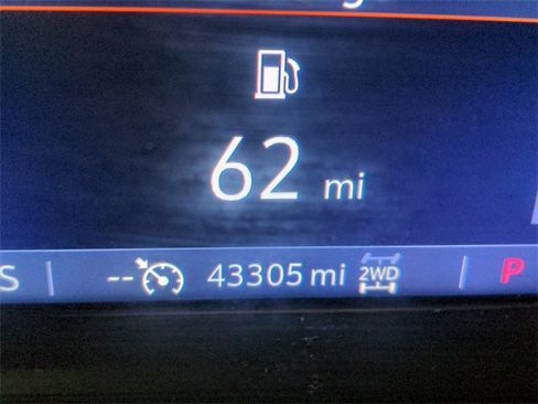 Used 2020 GMC Sierra 1500 AT4 image 13