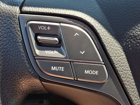 Used 2018 Hyundai Santa Fe Sport w/ 2.4L Value Package 02 AWD/4WD image 21