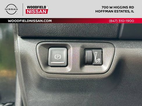 Used 2019 GMC Acadia SLT AWD/4WD image 25