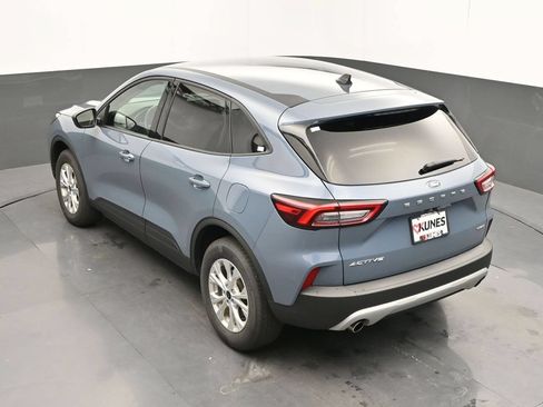 Used 2025 Ford Escape Active AWD/4WD image 41