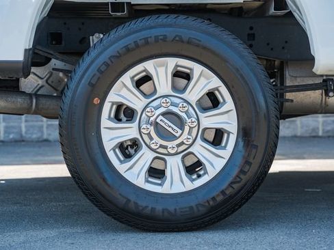Used 2022 Ford F250 XL w/ STX Appearance Package AWD/4WD image 24
