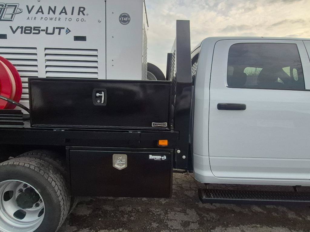 Used 2024 RAM 5500 Tradesman w/ Safety Group AWD/4WD image 19