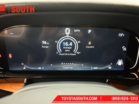 Used 2022 Jeep Grand Wagoneer Series III AWD/4WD image 12