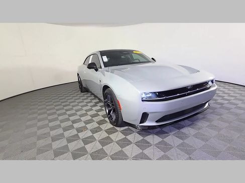 Used 2024 Dodge Charger Daytona R/T w/ Plus Group AWD/4WD image 53