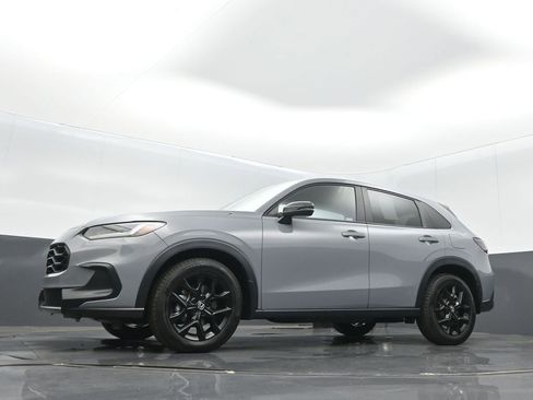 Certified 2024 Honda HR-V Sport image 11