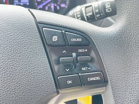 Used 2017 Hyundai Tucson SE AWD/4WD image 25