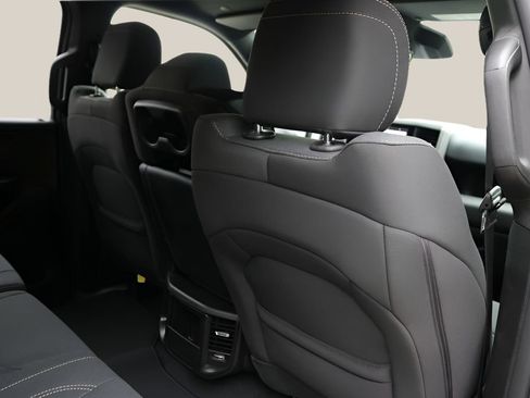 New 2026 RAM 1500 Express RWD image 18