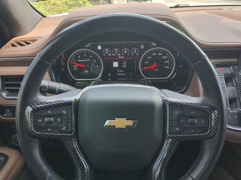 Used 2021 Chevrolet Suburban High Country w/ Premium Package AWD/4WD image 32