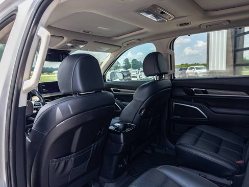 Used 2022 Kia Telluride SX w/ Nightfall Edition Package AWD/4WD image 8