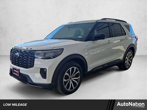 Used 2025 Ford Explorer ST-Line w/ Premium Package image 1