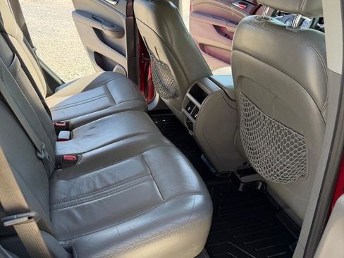 Used 2011 Cadillac SRX Luxury AWD/4WD image 12