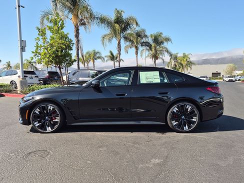 New 2026 BMW M440i w/ Premium Package RWD image 7