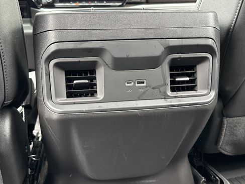 Used 2025 Chevrolet Silverado 1500 LT Trail Boss w/ Convenience Package II image 26