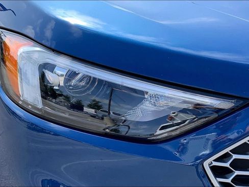 Used 2023 Ford Edge SEL AWD/4WD image 25