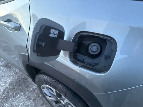 New 2026 GMC Terrain Elevation w/ Elevation Premium Package image 10