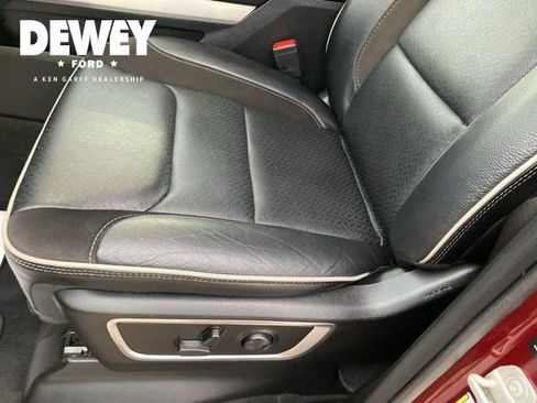 Used 2023 RAM 1500 Laramie AWD/4WD image 11