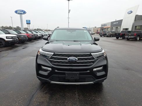 Used 2023 Ford Explorer XLT w/ Equipment Group 202A image 2
