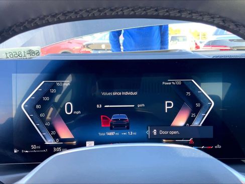 Certified 2025 BMW 330i Sedan image 23