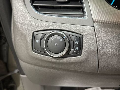 Used 2013 Ford Edge SEL image 42