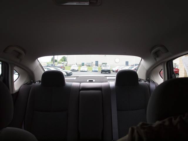 Used 2014 Nissan Sentra SR w/ SR Driver Package FWD image 12