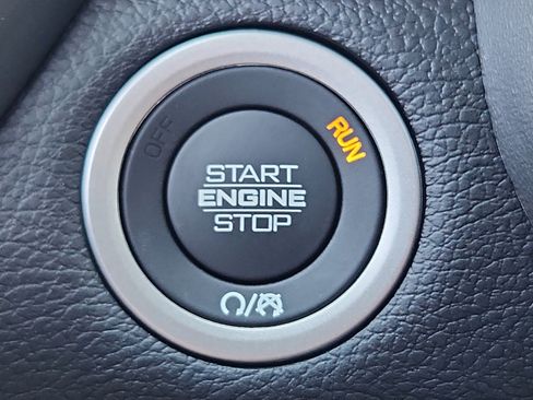 New 2025 RAM 2500 Laramie image 31