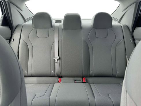 New 2025 Hyundai Elantra SE image 25