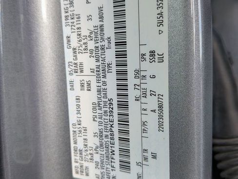 Used 2023 Ford F150 XLT image 33