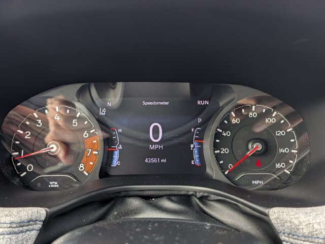 Used 2023 Jeep Compass Latitude AWD/4WD image 21