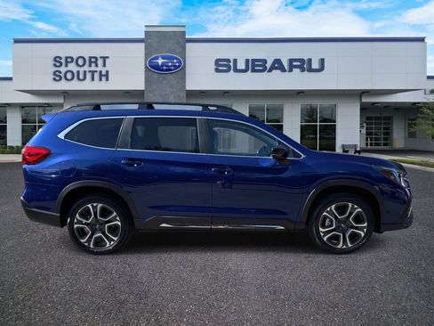 New 2026 Subaru Ascent Limited image 2