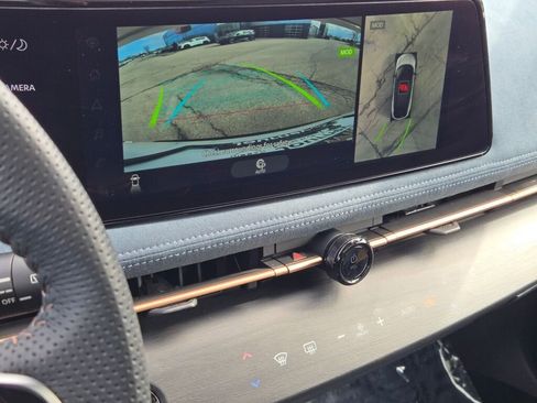 Used 2023 Nissan Ariya image 26