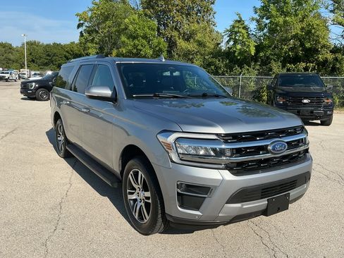 Used 2024 Ford Expedition Max Limited AWD/4WD image 6