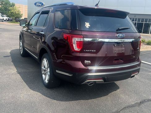 Used 2018 Ford Explorer Limited w/ Equipment Group 301A AWD/4WD image 9