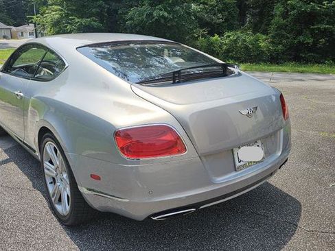 Used 2015 Bentley Continental GT image 2