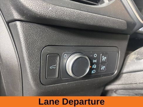 Used 2022 Ford Escape SE w/ SE Sport Appearance Package FWD image 10