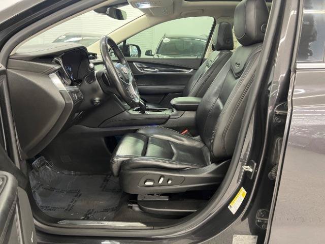 Used 2017 Cadillac XT5 Luxury w/ Driver Awareness Package FWD image 26