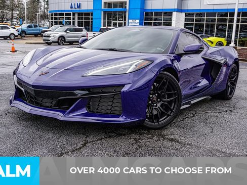 Used 2025 Chevrolet Corvette Z06 image 3