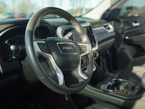 Used 2023 GMC Acadia SLE w/ Driver Convenience Package image 27