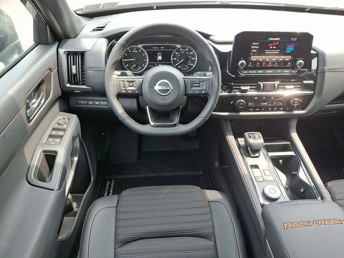 New 2025 Nissan Pathfinder Rock Creek image 7