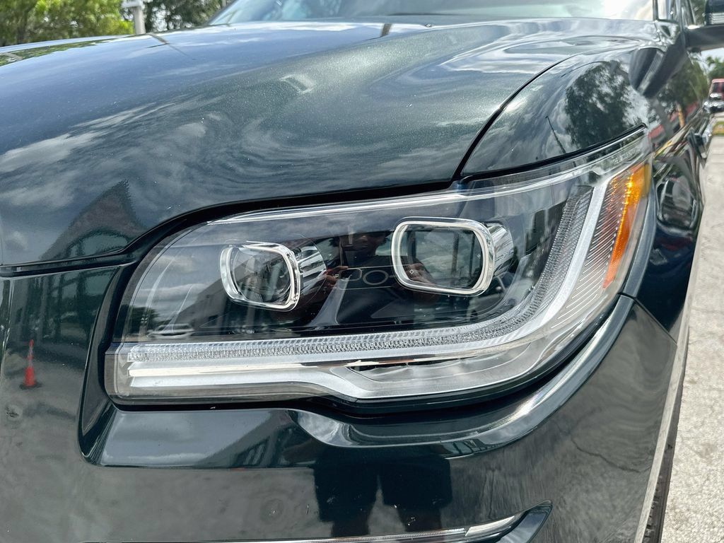 Used 2022 Lincoln Navigator L Black Label AWD/4WD image 38