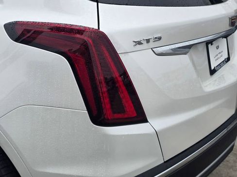 New 2026 Cadillac XT5 Premium Luxury w/ Driver Assist Package FWD image 11