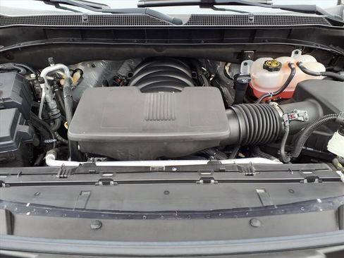 Used 2023 Chevrolet Tahoe RST image 33