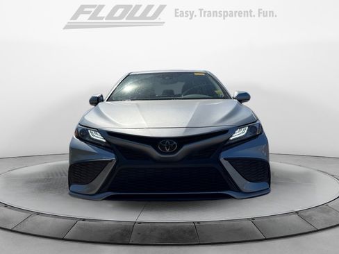 Used 2022 Toyota Camry XSE image 2