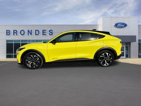 Used 2025 Ford Mustang Mach-E Select w/ Comfort Package Lite image 1