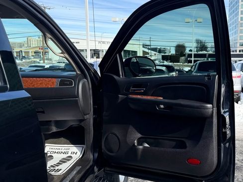 Used 2007 Chevrolet Avalanche LT w/ LT Preferred Equipment Group image 29