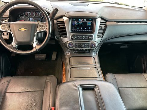 Used 2015 Chevrolet Tahoe LTZ AWD/4WD image 4