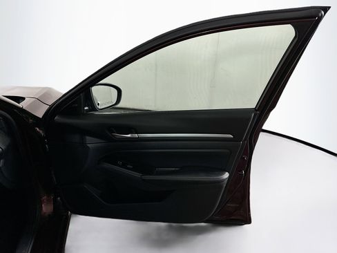 Used 2023 Nissan Altima 2.5 SV image 29