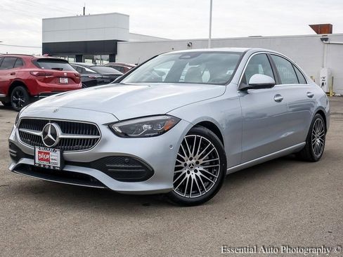 Used 2022 Mercedes-Benz C 300 4MATIC Sedan image 2